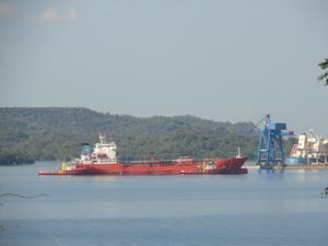 동부 주 경제에 중요한 역할을 하는 트린코말리 항구