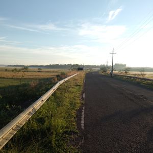 비야리카에서 이타페까지 이어지는 23km 도로(포트레로 이슬라 마을)