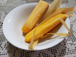 비나키, 필리핀 부키드논 지방의 일종의 단맛이 나는 타말