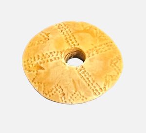 기원전 3096~2885년 신석기 시대의 발트 호박 원반