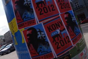 Kony 2012 포스터