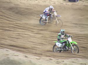 레드불 노크아웃 비치 레이스