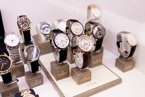 시계는 패션 액세서리의 한 종류입니다.