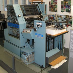 롤랜드 파보릿 RF01 시트 공급 방식 오프셋 인쇄기