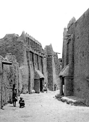 1906년에 출판된 에드몽 포르티에의 엽서에 나온 투쿨르 양식의 외관을 가진 제네의 집들