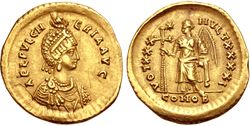 424년경에 주조된 아엘리아 풀케리아의 솔리두스 금화