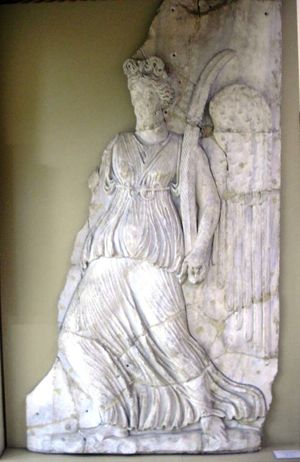 니케의 대리석상. 발라트 카프에서 발견되었다.