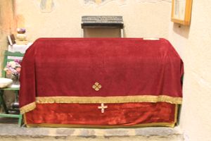 데슈포트 스테판의 유물이 있는 상자, 코포린 수도원