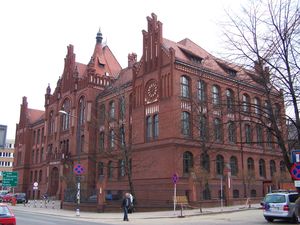 구레츠키가 1955년부터 수학하고 1965년부터 교편을 잡은 카토비체 음악 아카데미