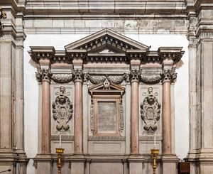 베네치아에 있는 그의 묘.