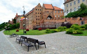 그루지옹츠의 수문과 성벽, 14세기/15세기