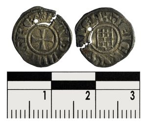 보두앵 3세 (1143-1163) 통치 기간 동안 발행된 손상된 빌론 주화. 뒷면에는 다윗의 탑이 묘사되어 있다.