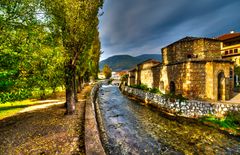 테토보의 페나 강 옆 치프테 하맘