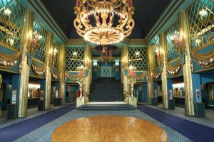 폴리 베르제르 카바레의 그랜드 포이에