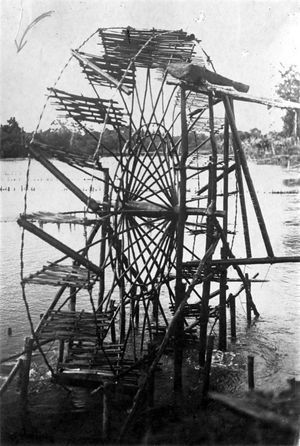 수마트라 잠비의 물레방아, 1918년경