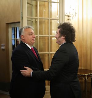 밀레이와 헝가리 총리 빅토르 오르반