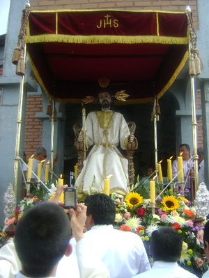 푸엘렌헤의 아모 헤수스, 행렬 중