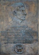 마르크의 출생지에 있는 기념비