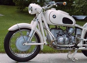 BMW R60/2의 얼스 포크