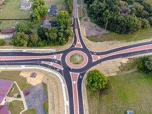 2023년 위스콘신주 홀먼에 건설된 회전교차로