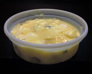 바스타니-에 자페라니: 사프란 아이스크림.