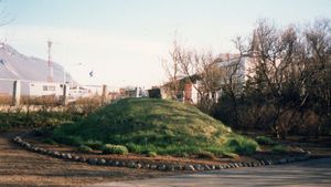 스칼라그림르 퀘블둘프손의 무덤