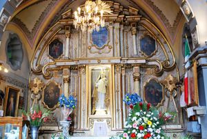 누에스트라 세뇨라 델 로사리오 예배당의 본 제단