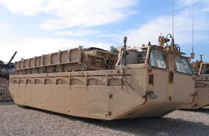 EWK-Gillois 수륙양용 교량 전개 장비