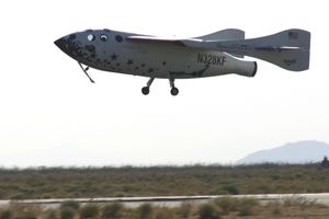 Scaled Composites SpaceShipOne은 운반 항공기에서 발사된 후 수평 착륙 방식을 사용했다.