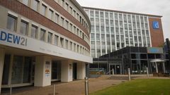 DEW21 고객센터(왼쪽 앞)와 본사(뒤)