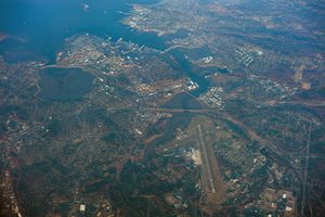 서쪽에서 본 포틀랜드 항공 사진