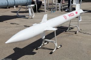 2017년 MAK스 에어쇼의 9M100E 지대공 미사일