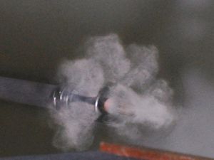 A2 스타일 소염기에 의해 조절되는 총구 화염