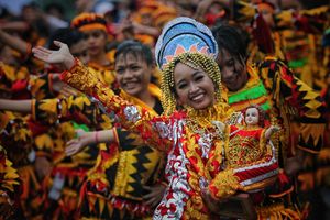 카히무난 축제 여왕