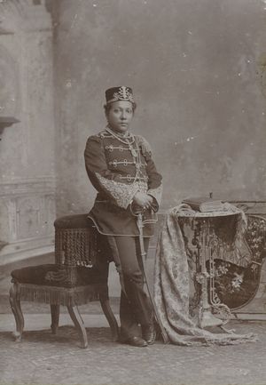 폐지되기 전 시악 왕국의 마지막 술탄이었던 샤리프 카심 2세 술탄. 인도네시아의 독립 선포 후, 그는 시악 왕국을 통합된 인도네시아의 일부로 양도했다.