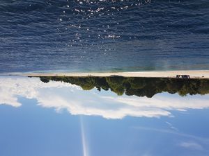 팡구안 섬(Panguan Island). 필리핀-말레이시아 국경 앞 술루 군도의 마지막 섬.