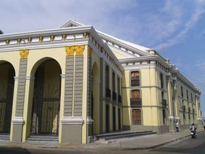 푸에르토 카벨로 시립극장