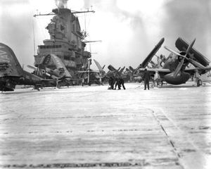 한국 전쟁 당시 함상의 광경(1953년 1월 10일)