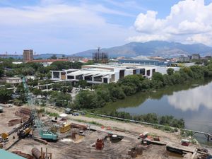 수빅베이 자유항구(Subic Bay Freeport) 올롱가포(Olongapo) 지역의 하버 포인트