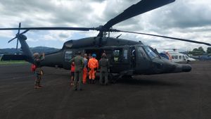 필리핀 공군의 S-70i 블랙 호크 전투 유틸리티 헬리콥터