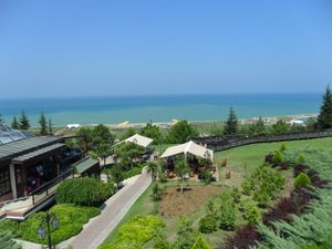 삼순의 아미소스 언덕 전경