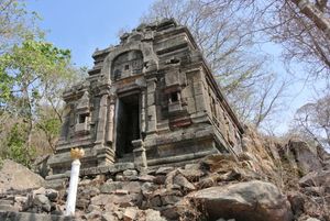 앙코르 보레이(Angkor Borei) 유적지의 사원