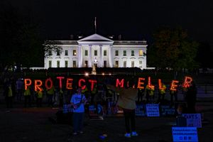 2018년 워싱턴 D.C.에서 열린 뮬러 보호 시위
