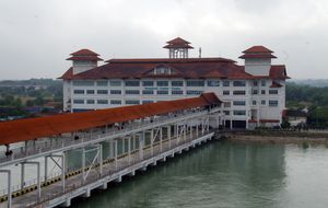 클랑항 크루즈 센터