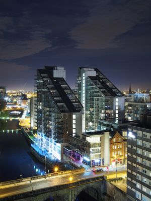 어웰 강변 동쪽 솔포드의 개발