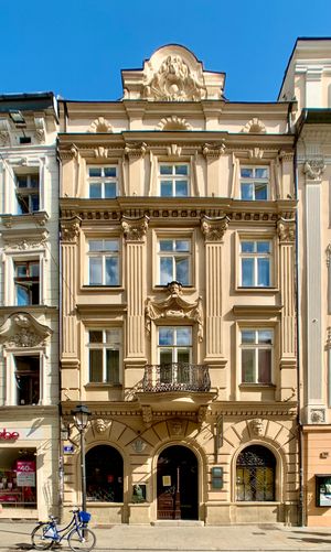 플로리안스카 거리 41번지에 있는 마테이코의 가족 집