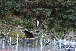 고토시(五島市) 타마노우라정(玉之浦町)의 이모치우라(井持浦) 루르드