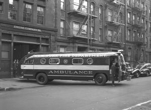 1949년 뉴욕시 소방국(New York City Fire Department)의 구급차