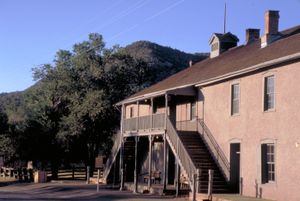 법원과 교도소, 링컨