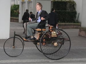 세계 최초의 휘발유 자동차인 Benz Patent-Motorwagen